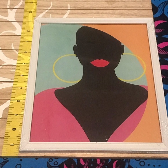 Bald Bold Black Beauty Lips Hoop Earring Wall Art - Picture 9 of 11